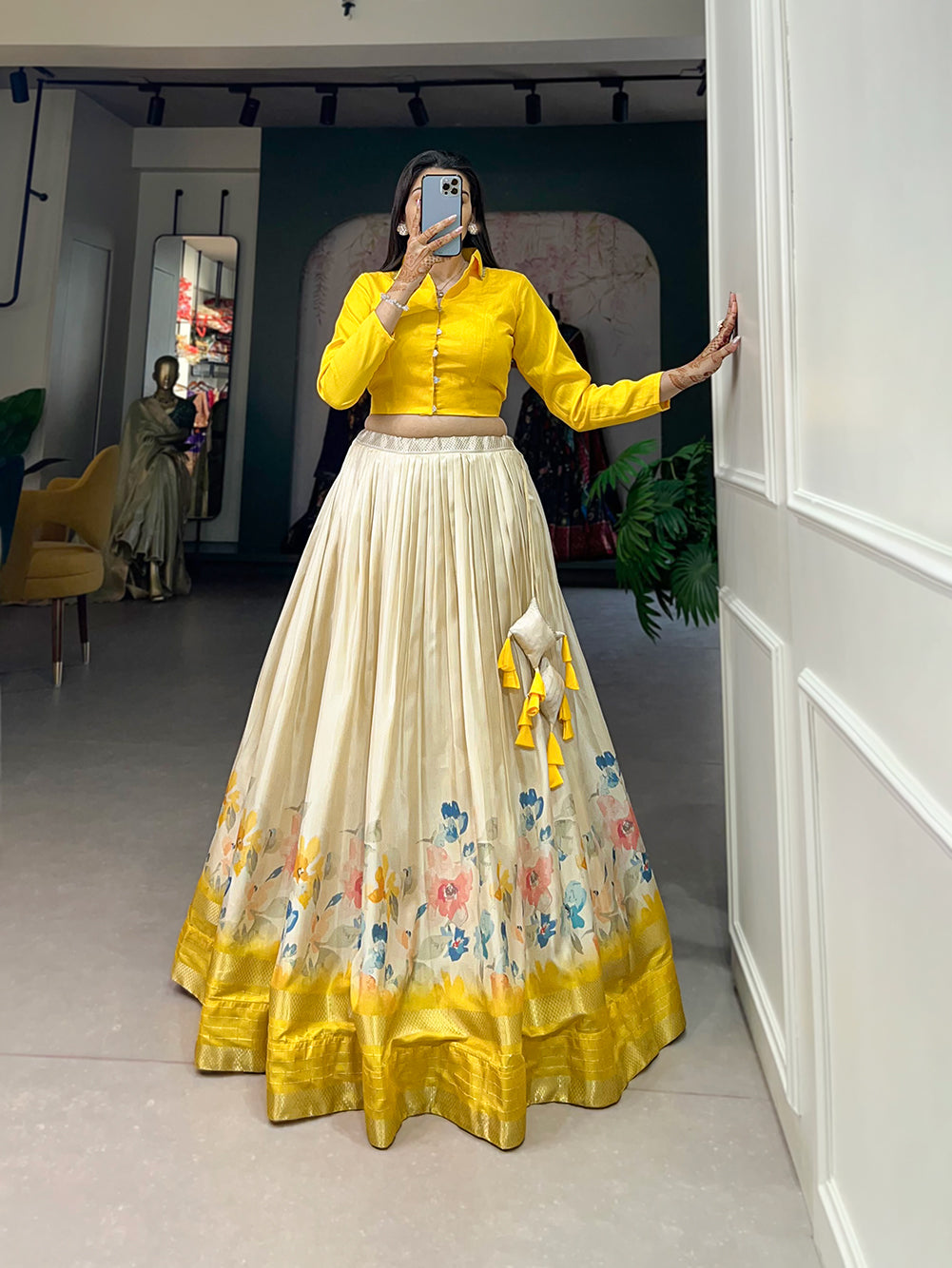 Elegant Dola Silk Floral Print Lehenga Choli with Zari Border and Stitched Banglory Blouse – Perfect Blend of Tradition and Modern Style