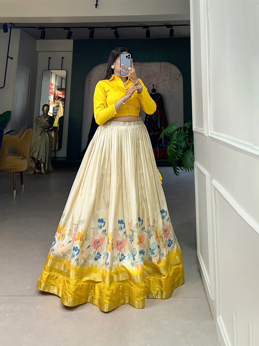 Elegant Dola Silk Floral Print Lehenga Choli with Zari Border and Stitched Banglory Blouse – Perfect Blend of Tradition and Modern Style