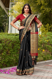 Attractive Contrast Border Kanjivaram Silk Saree