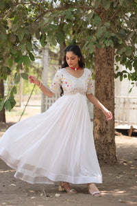 EthnicWear WeddingWear PartyWear DesignerWear IndianWear Dresses.