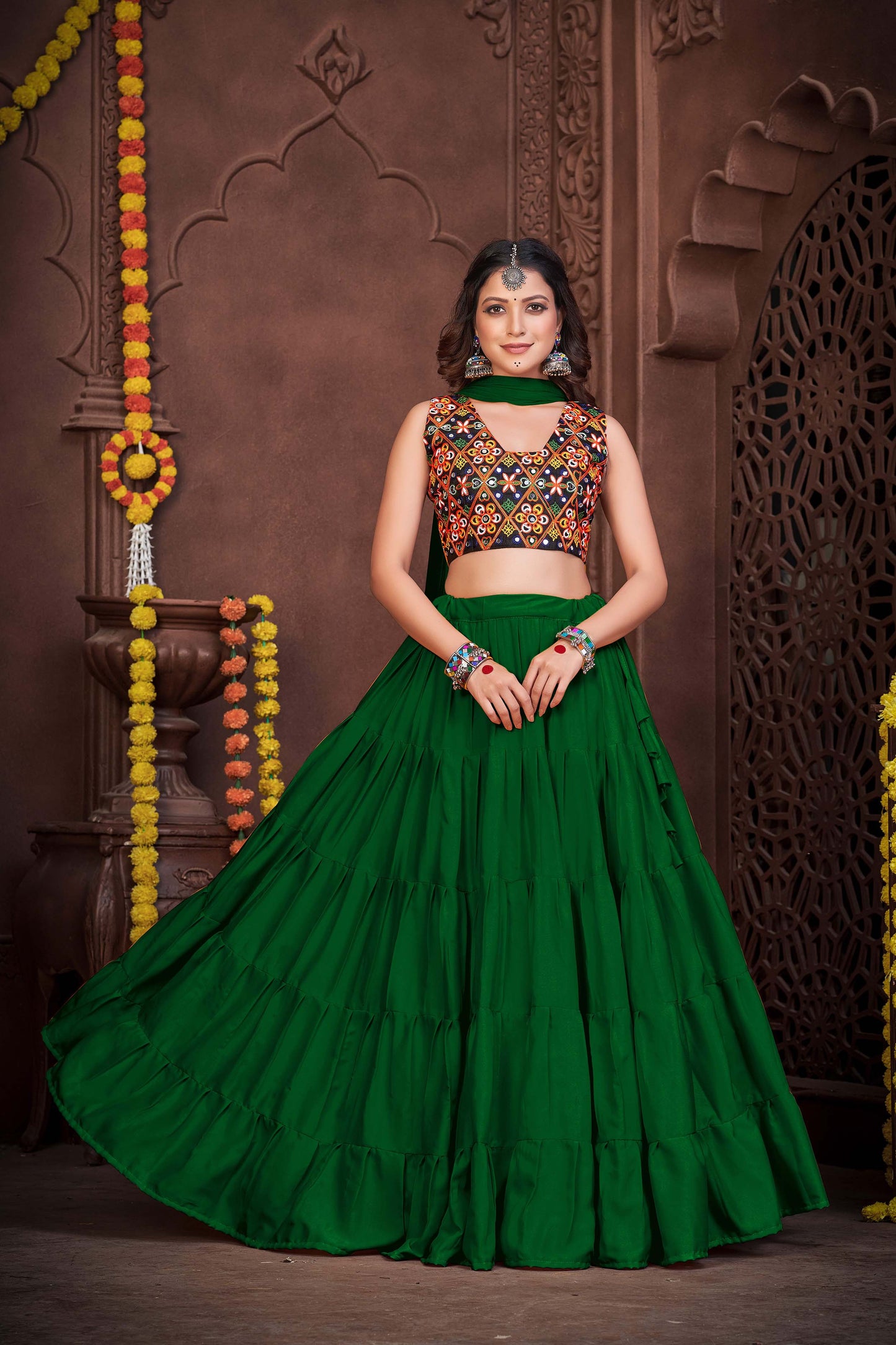 Gujarati Navratri  Lehenga Choli With Dupatta Set for Garba