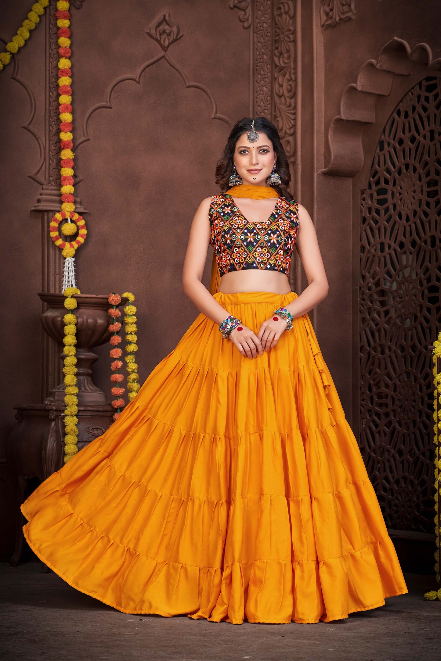 Gujarati Navratri  Lehenga Choli With Dupatta Set for Garba