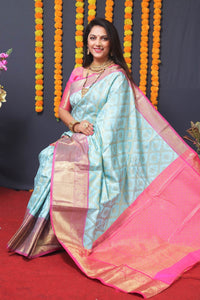 Elegant Kanchipuram Handloom Silk Saree in White with Matching Blouse Piece