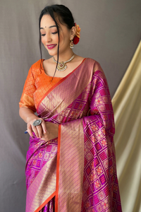 Meenakari Woven Patola Silk Saree With Blouse Piece